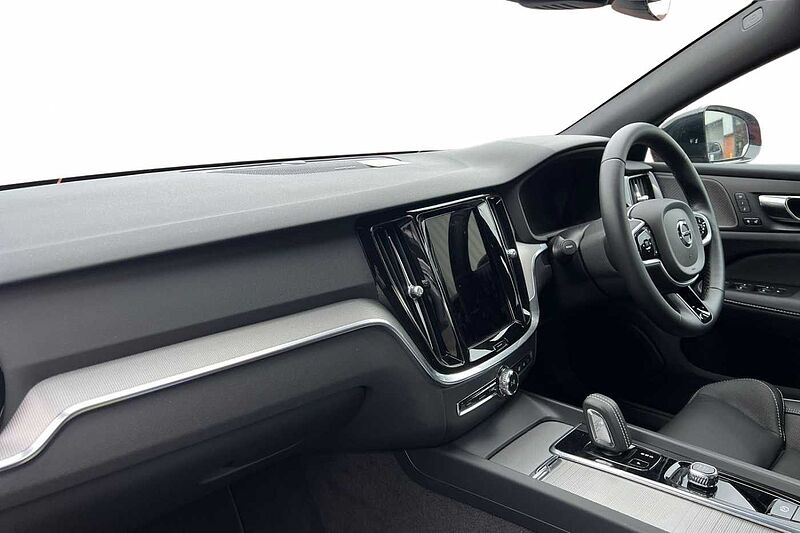 Volvo S60 R-Design, B5 mild hybrid (Sunroof: Climate: Lounge Pack: )