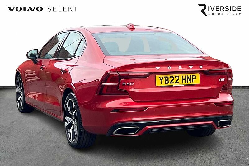 Volvo S60 R-Design, B5 mild hybrid (Sunroof: Climate: Lounge Pack: )