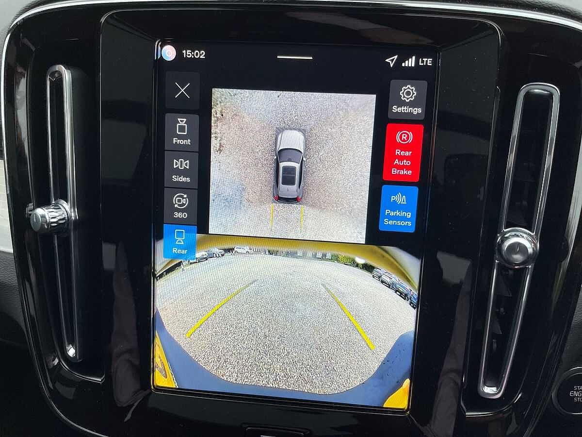 Volvo XC40 2.0 B4P Ultra Black Edition 5Dr Auto