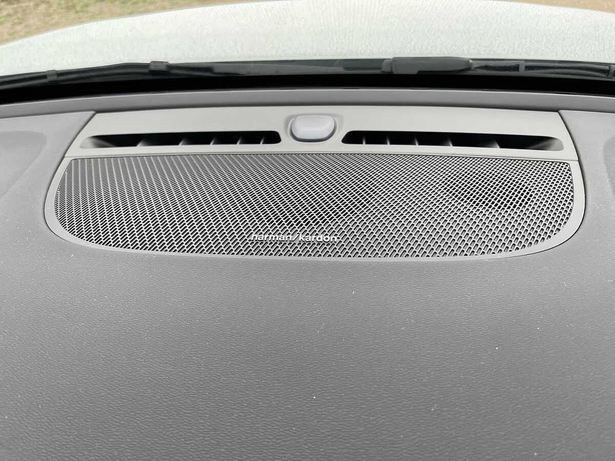 Volvo XC40 2.0 B4P Ultra Black Edition 5Dr Auto