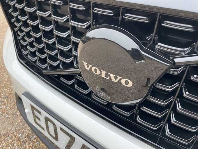 Volvo XC40 2.0 B4P Ultra Black Edition 5Dr Auto