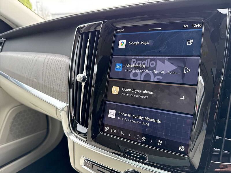 Volvo V90 Ultra, T8 AWD Plug-in hybrid, Electric/Petrol, Dark