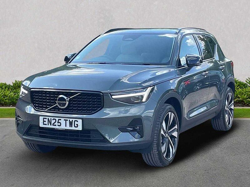 Volvo XC40 2.0 B4P Ultra Dark 5Dr Auto