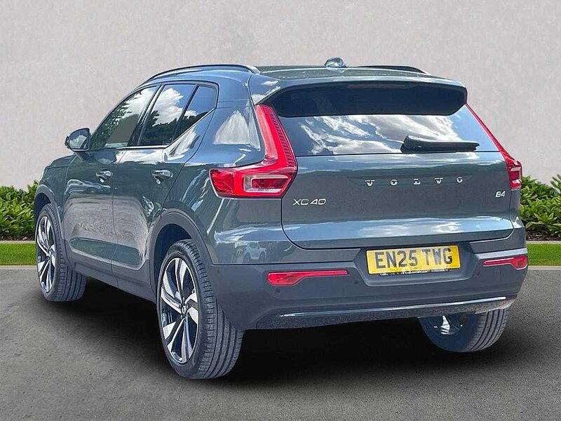 Volvo XC40 2.0 B4P Ultra Dark 5Dr Auto
