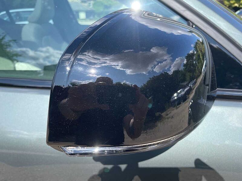 Volvo XC40 2.0 B4P Ultra Dark 5Dr Auto