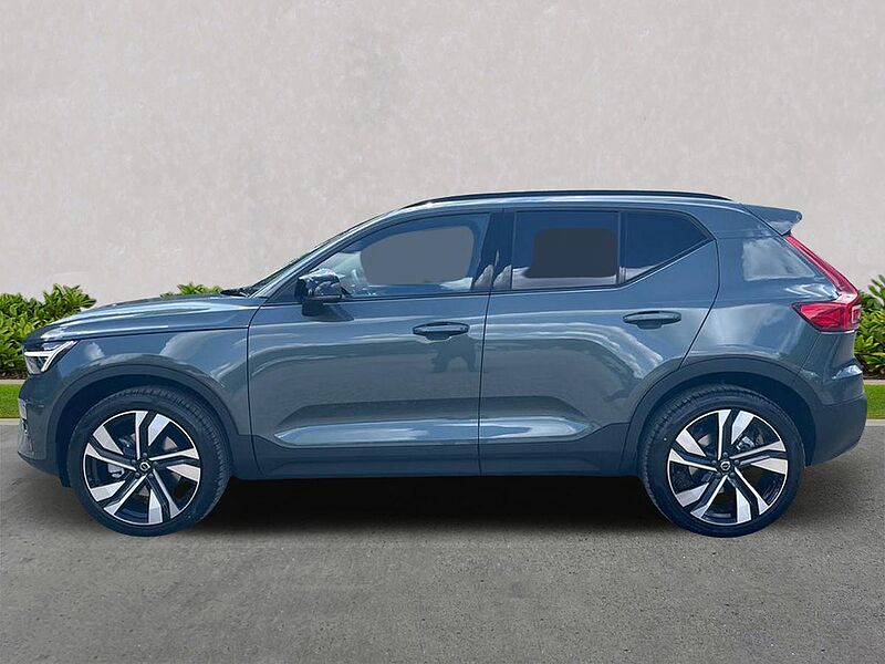 Volvo XC40 2.0 B4P Ultra Dark 5Dr Auto