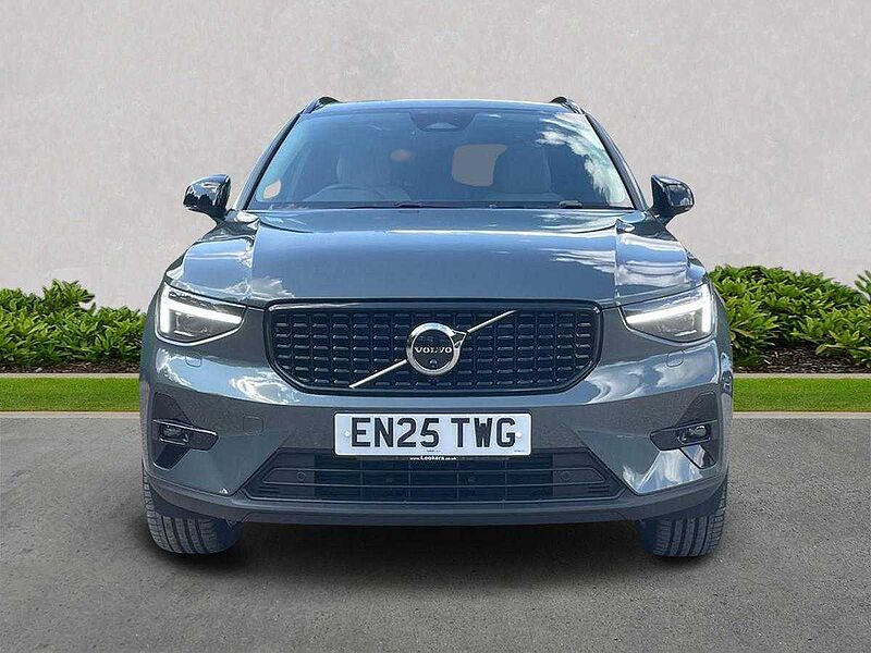 Volvo XC40 2.0 B4P Ultra Dark 5Dr Auto