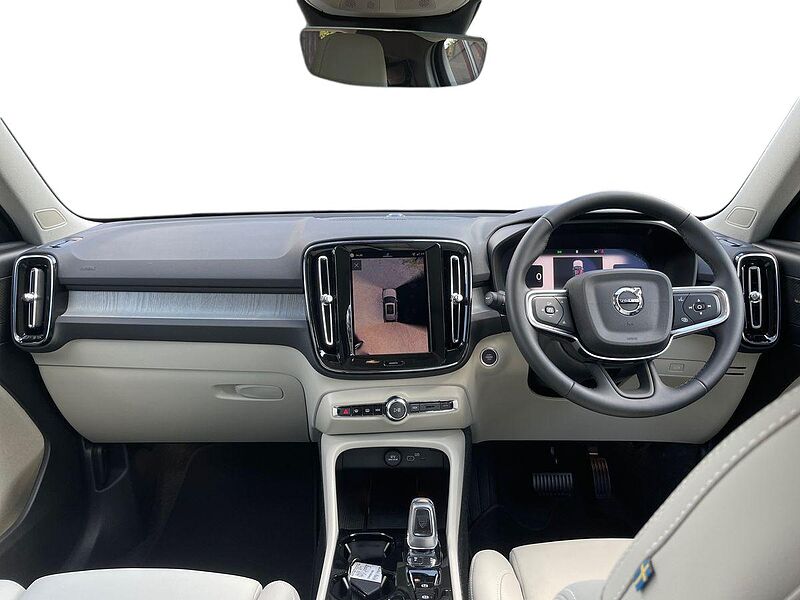 Volvo XC40 2.0 B4P Ultra Dark 5Dr Auto