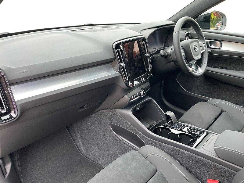 Volvo XC40 2.0 B4P Ultra Black Edition 5Dr Auto