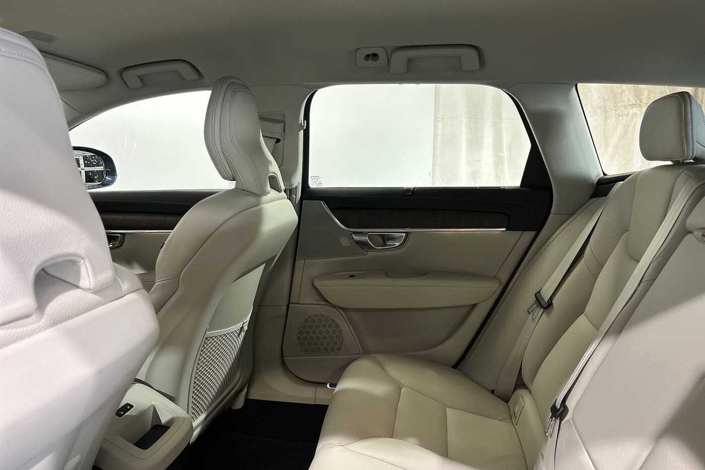 Volvo V90 Cross Country Country, B5 AWD mild hybrid