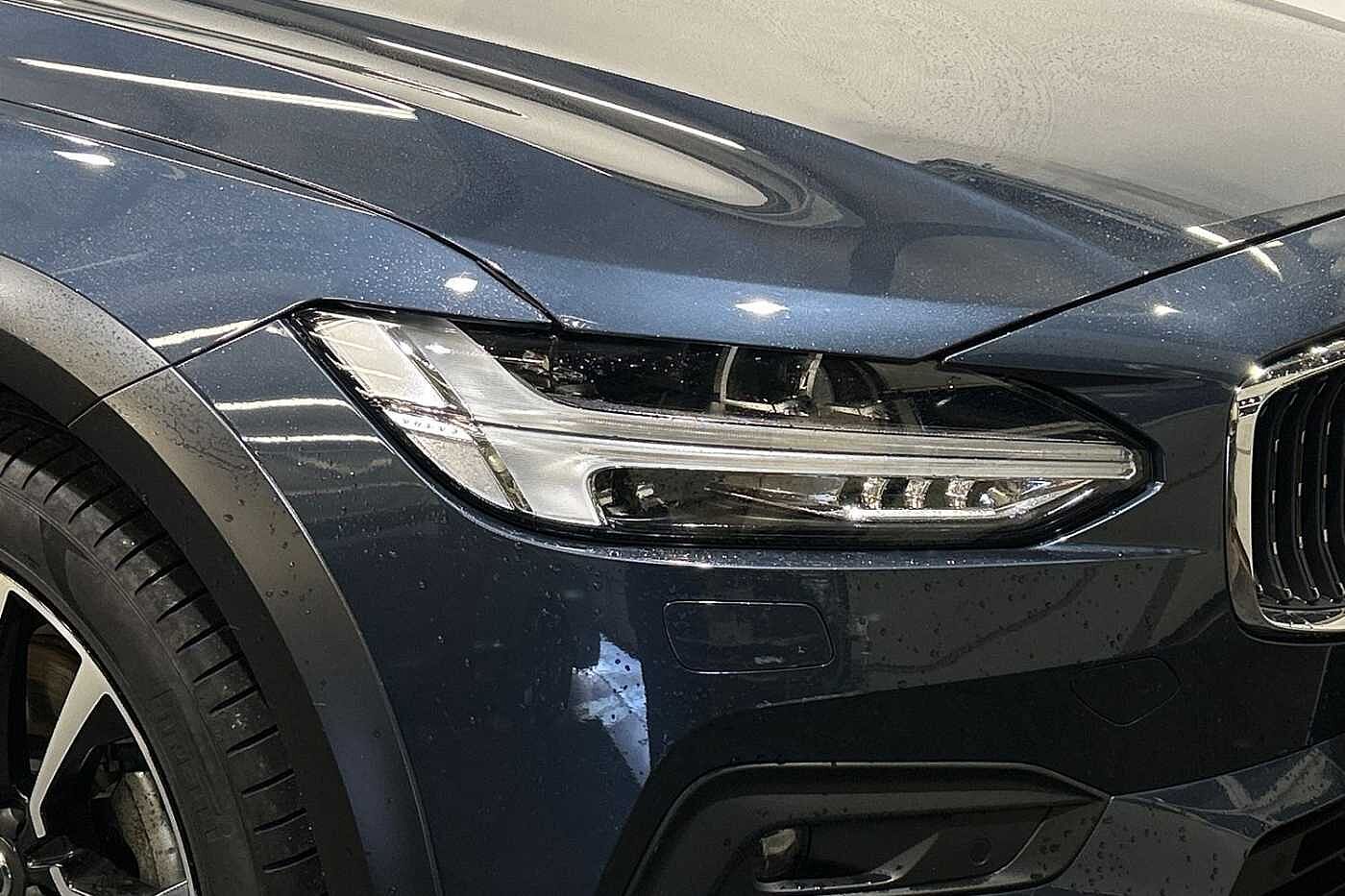 Volvo V90 Cross Country Country, B5 AWD mild hybrid