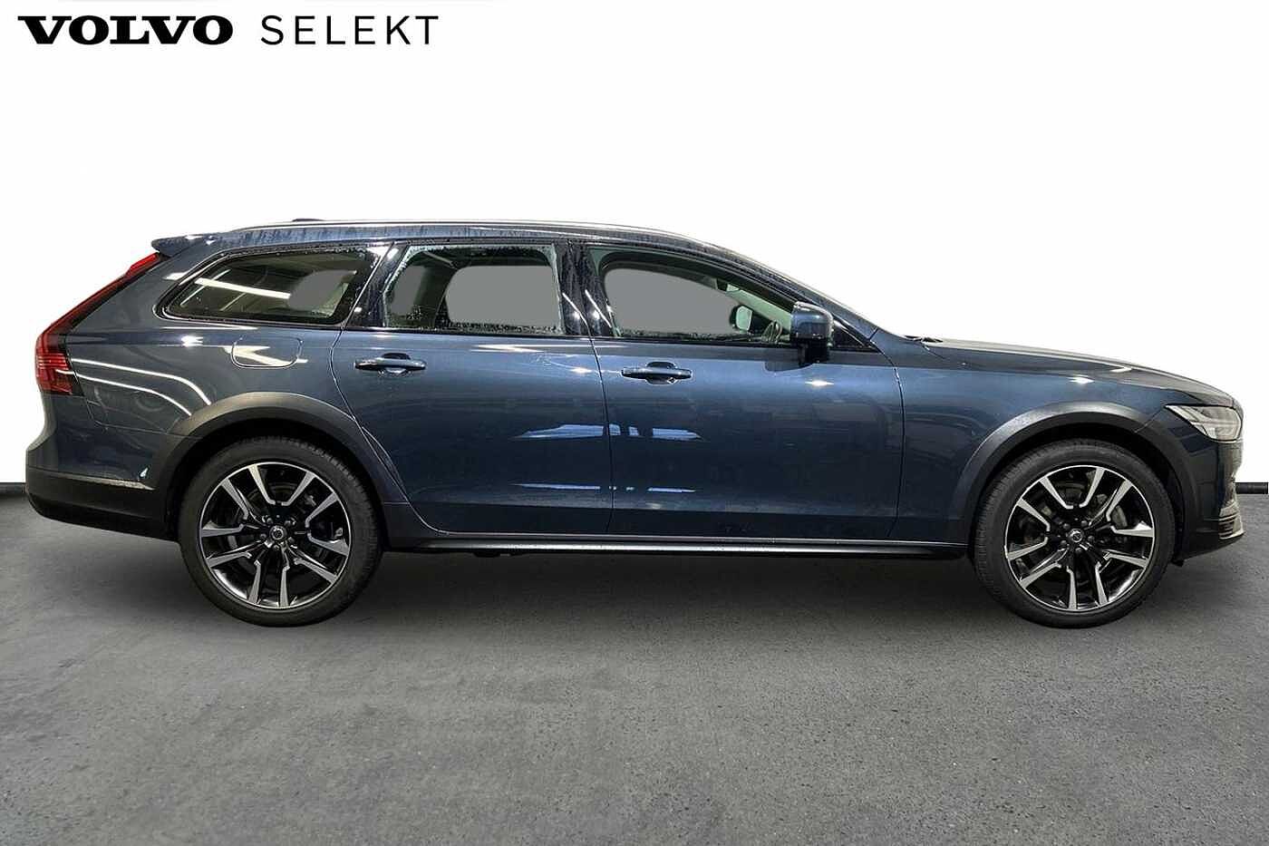 Volvo V90 Cross Country Country, B5 AWD mild hybrid