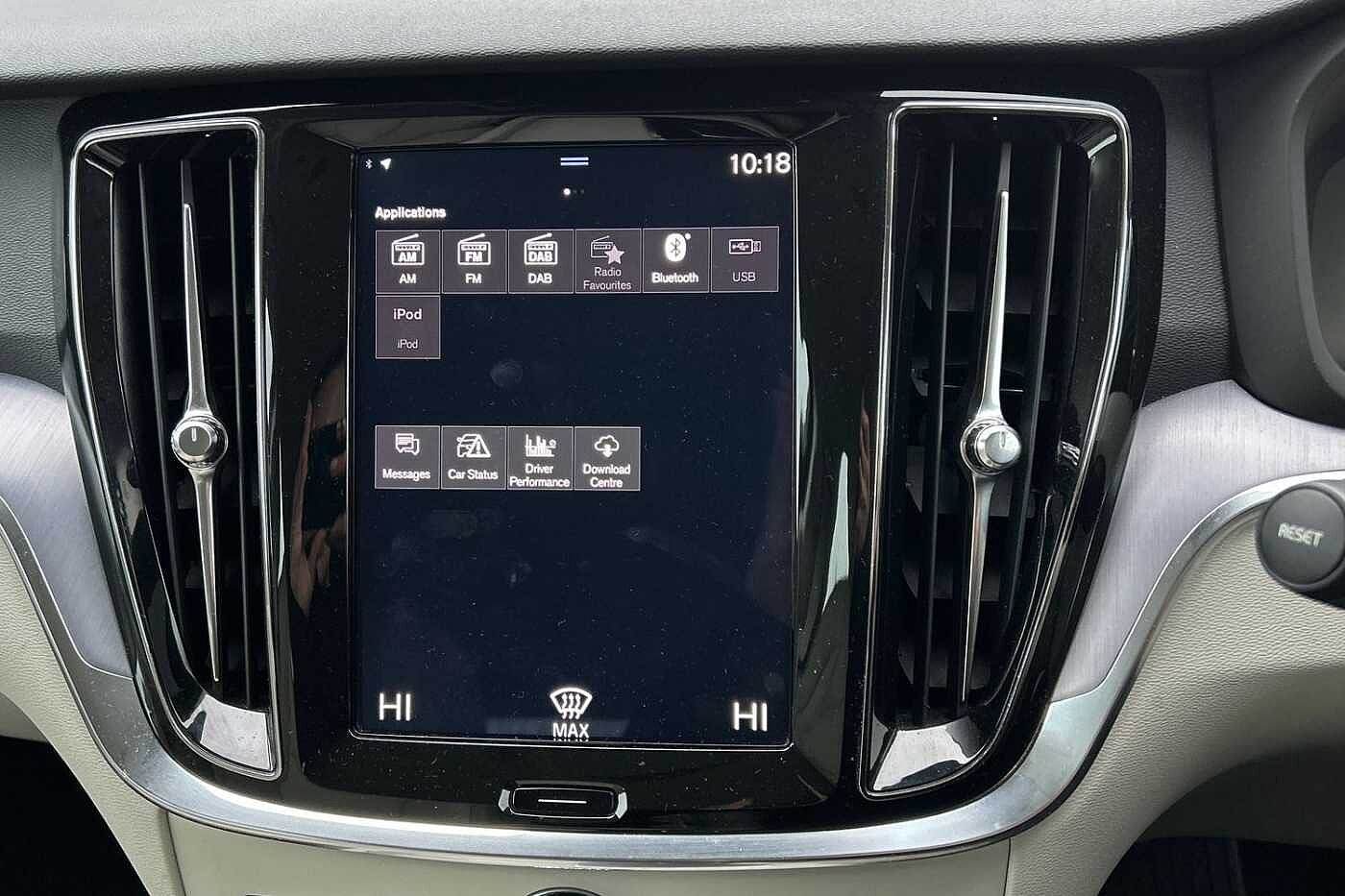 Volvo V60 Cross Country D4 AWD Automatic