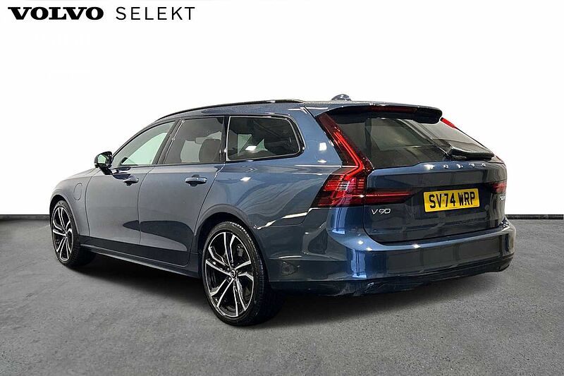 Volvo V90 Ultra, T8 AWD Plug-in hybrid, Electric/Petrol, Dark