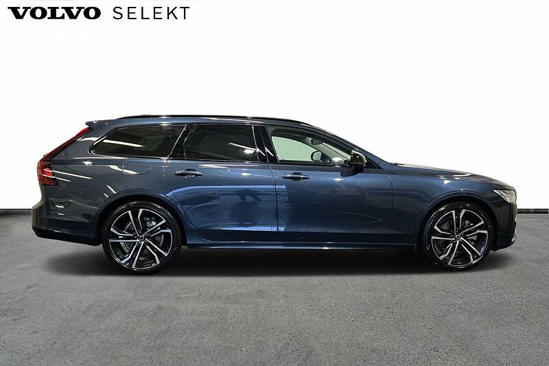 Volvo V90 Ultra, T8 AWD Plug-in hybrid, Electric/Petrol, Dark