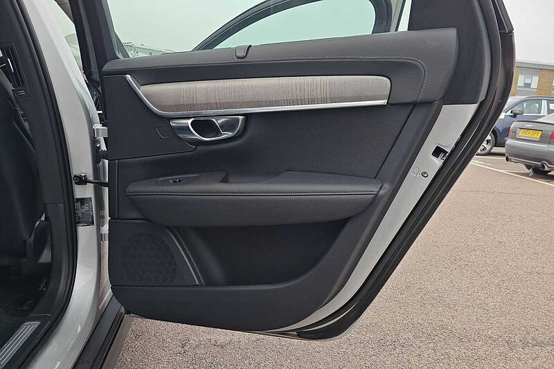 Volvo V90 Cross Country Country, B5 AWD mild hybrid