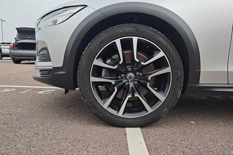 Volvo V90 Cross Country Country, B5 AWD mild hybrid