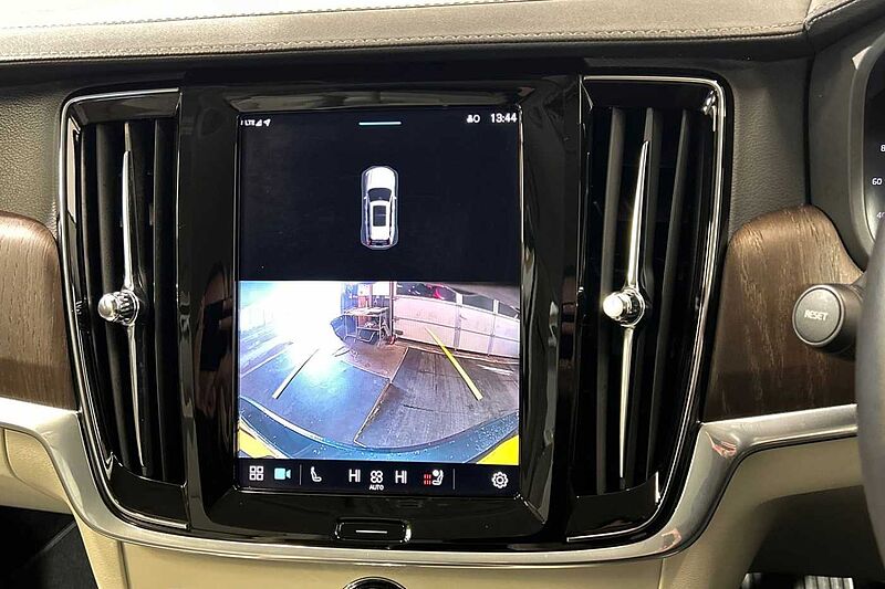 Volvo V90 Cross Country Country, B5 AWD mild hybrid