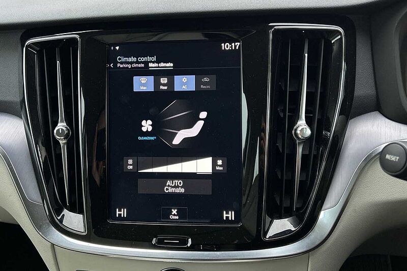 Volvo V60 Cross Country D4 AWD Automatic