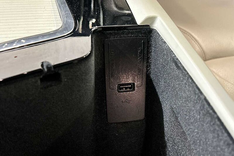 Volvo V60 Cross Country D4 AWD Automatic