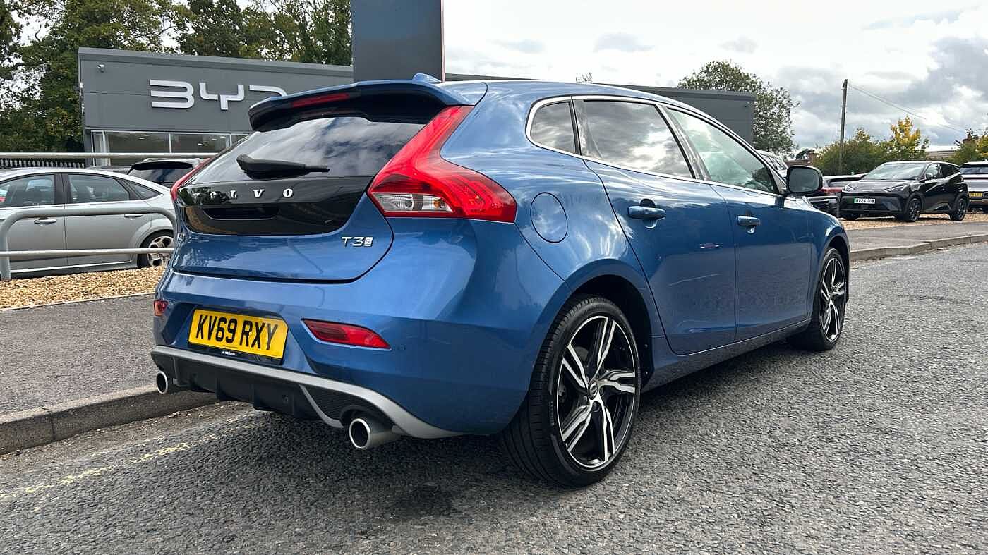 Volvo V40 T3 R-Design Pro Manual