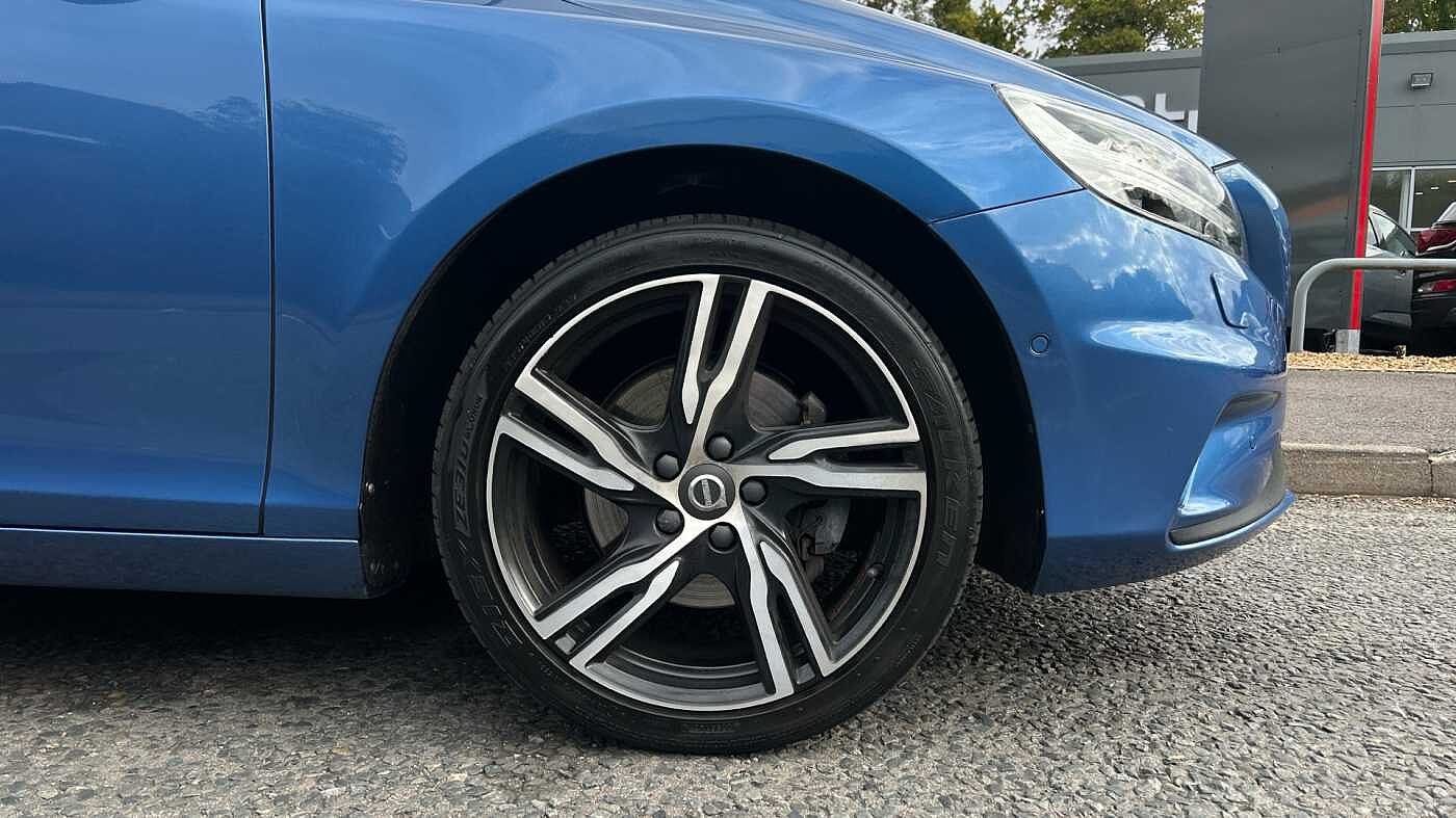 Volvo V40 T3 R-Design Pro Manual