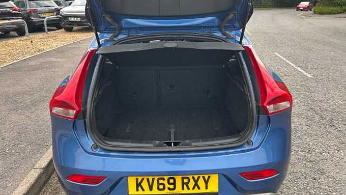 Volvo V40 T3 R-Design Pro Manual