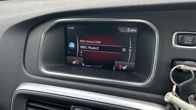 Volvo V40 T3 R-Design Pro Manual