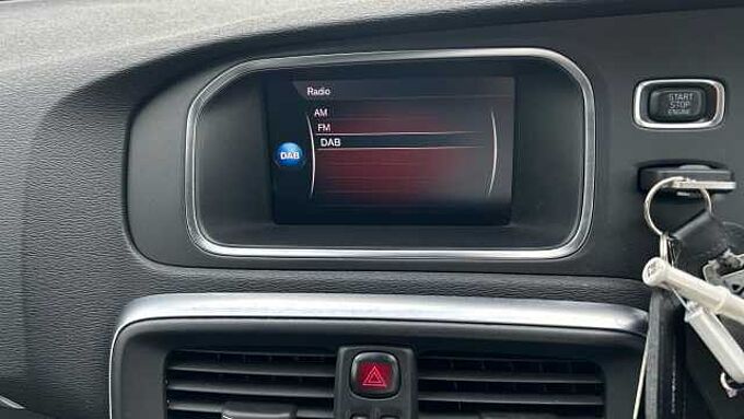 Volvo V40 T3 R-Design Pro Manual