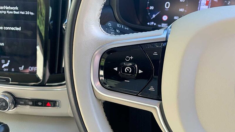 Volvo V90 Cross Country T5 AWD Plus Automatic