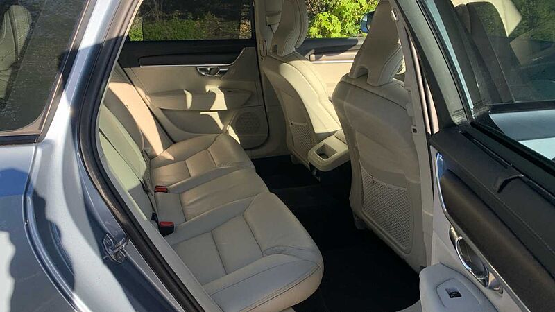 Volvo V90 Cross Country T5 AWD Plus Automatic