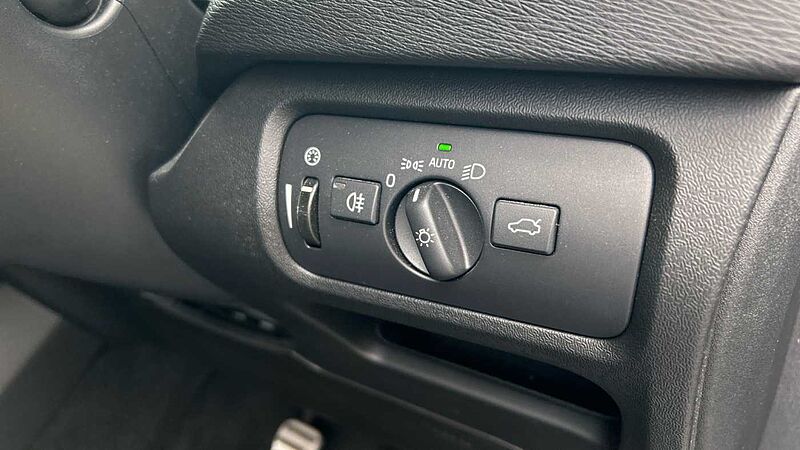 Volvo V40 T3 R-Design Pro Manual