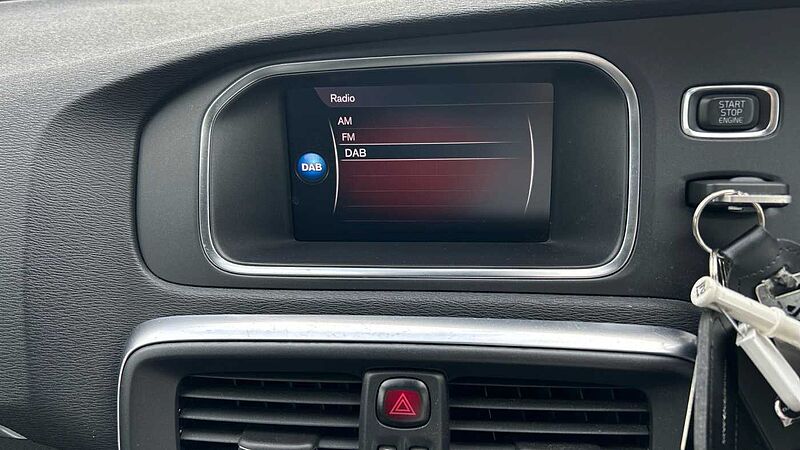 Volvo V40 T3 R-Design Pro Manual