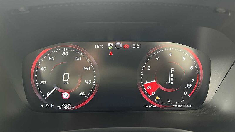 Volvo V60 Cross Country T5 AWD Plus Automatic