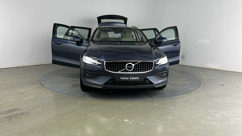 Volvo V60 Cross Country T5 AWD Plus Automatic