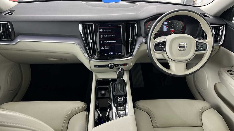 Volvo V60 Cross Country T5 AWD Plus Automatic