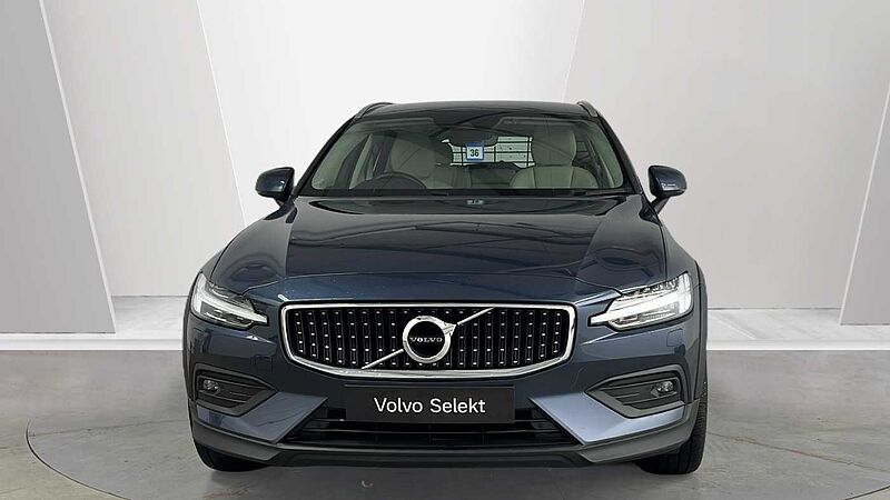 Volvo V60 Cross Country T5 AWD Plus Automatic