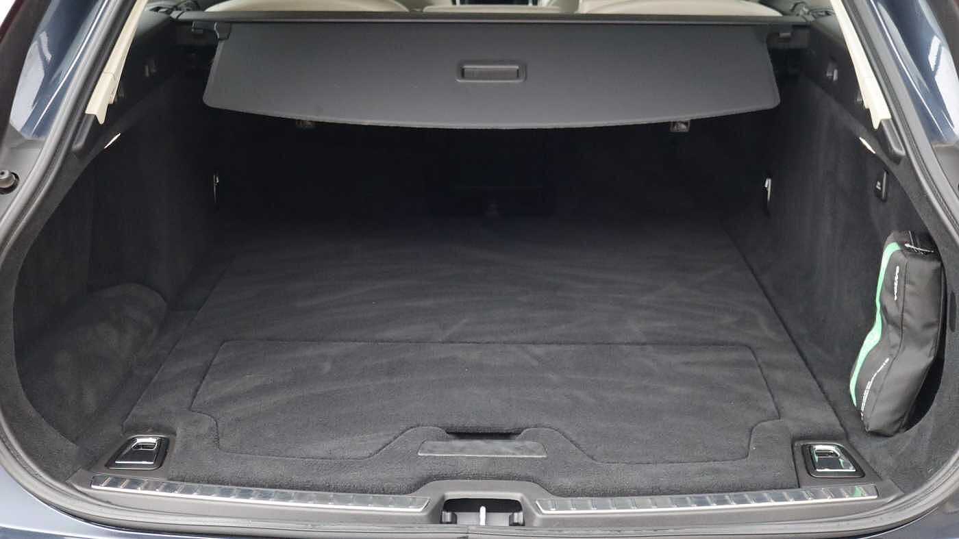 Volvo V90 Cross Country B5 (D) AWD Plus (Blond Leather, Harman/Kardon Sound, 360 Camera)