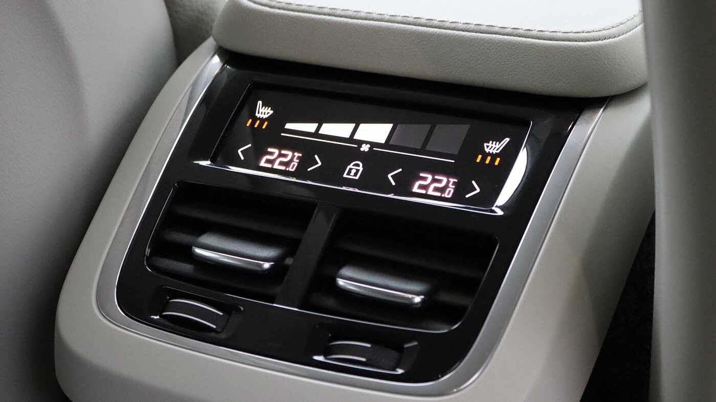 Volvo V90 Cross Country B5 (D) AWD Plus (Blond Leather, Harman/Kardon Sound, 360 Camera)