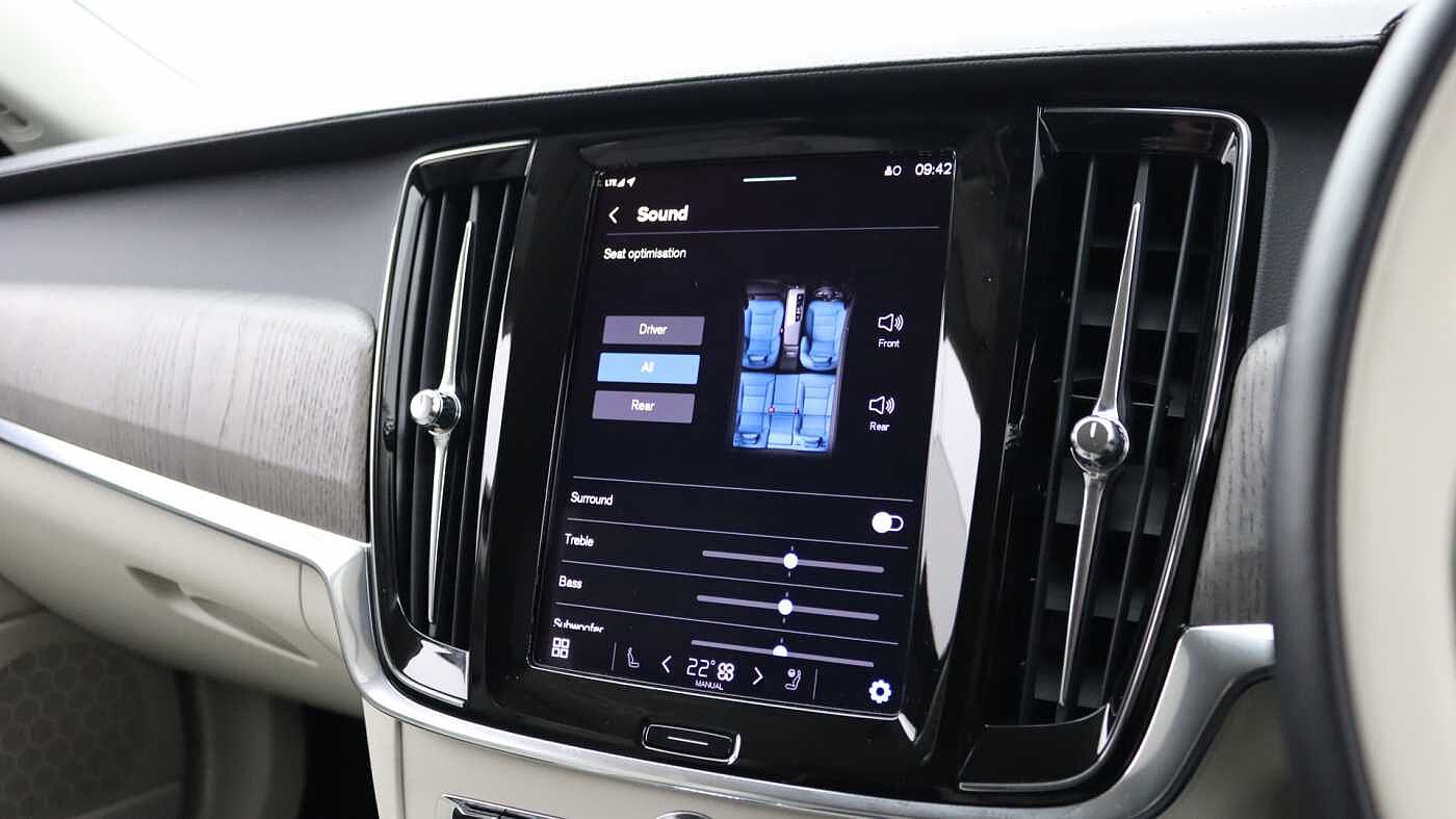 Volvo V90 Cross Country B5 (D) AWD Plus (Blond Leather, Harman/Kardon Sound, 360 Camera)