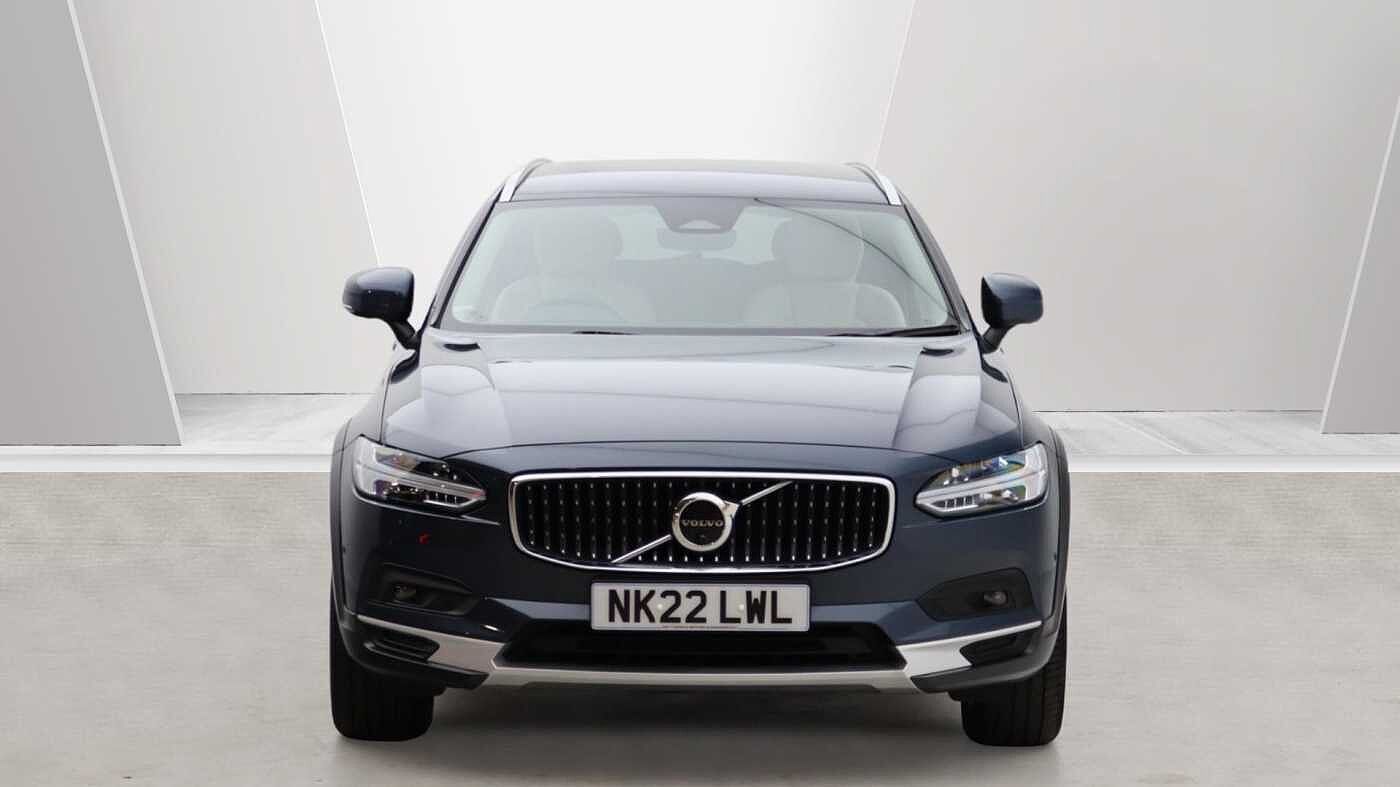 Volvo V90 Cross Country B5 (D) AWD Plus (Blond Leather, Harman/Kardon Sound, 360 Camera)