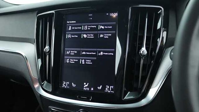 Volvo V60 D4 R-Design Manual (Winter Pack, Cruise Control, Tinted Windows)