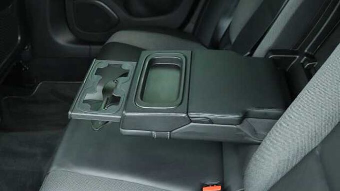 Volvo V60 D4 R-Design Manual (Winter Pack, Cruise Control, Tinted Windows)