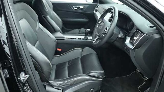 Volvo V60 D4 R-Design Manual (Winter Pack, Cruise Control, Tinted Windows)