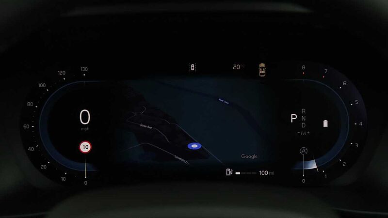 Volvo XC40 B4 (P) Ultra Dark Auto (Sunroof, 360 Camera, BLIS)