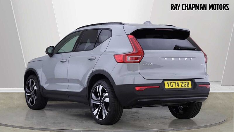 Volvo XC40 B4 (P) Ultra Dark Auto (Sunroof, 360 Camera, BLIS)