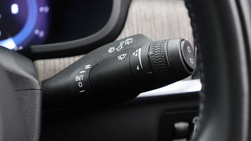 Volvo V90 Cross Country B5 AWD (Lounge Pack, Sunroof, Harman Kardon, 360 Camera)