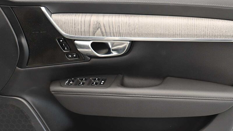 Volvo V90 Cross Country B5 AWD (Lounge Pack, Sunroof, Harman Kardon, 360 Camera)