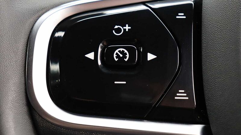 Volvo S90 T8 AWD PHEV R-Design (Rear Camera, Pilot Assist, BLIS)