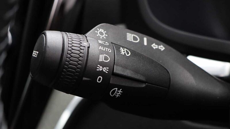 Volvo S60 B5 (P) Inscription (Park Camera, Drive-Modes, Heated Seats)